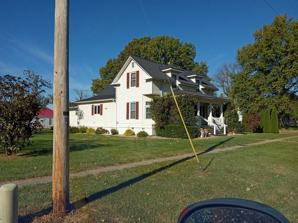 Affordable emergency electrical service experts serving Laddonia, MO - ShowMe Soft Wash