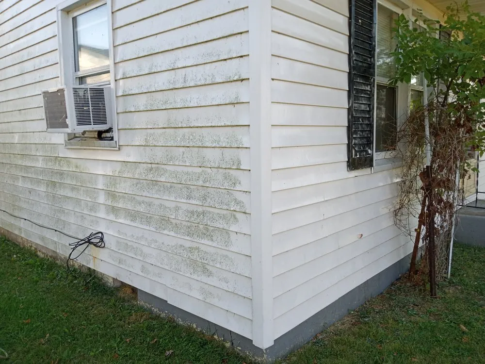 Emergency wiring installation in Laddonia, MO by ShowMe Soft Wash