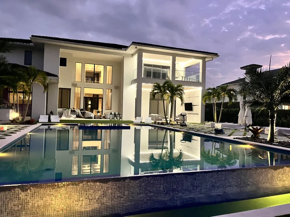 Certified emergency electrical service experts serving Port St. Lucie, FL - SHS Electrician