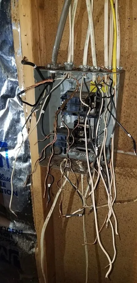 Certified electrician providing wiring installation in , 