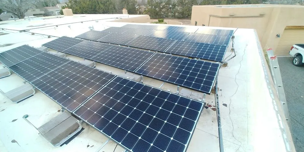 Slide of Siempre Solar