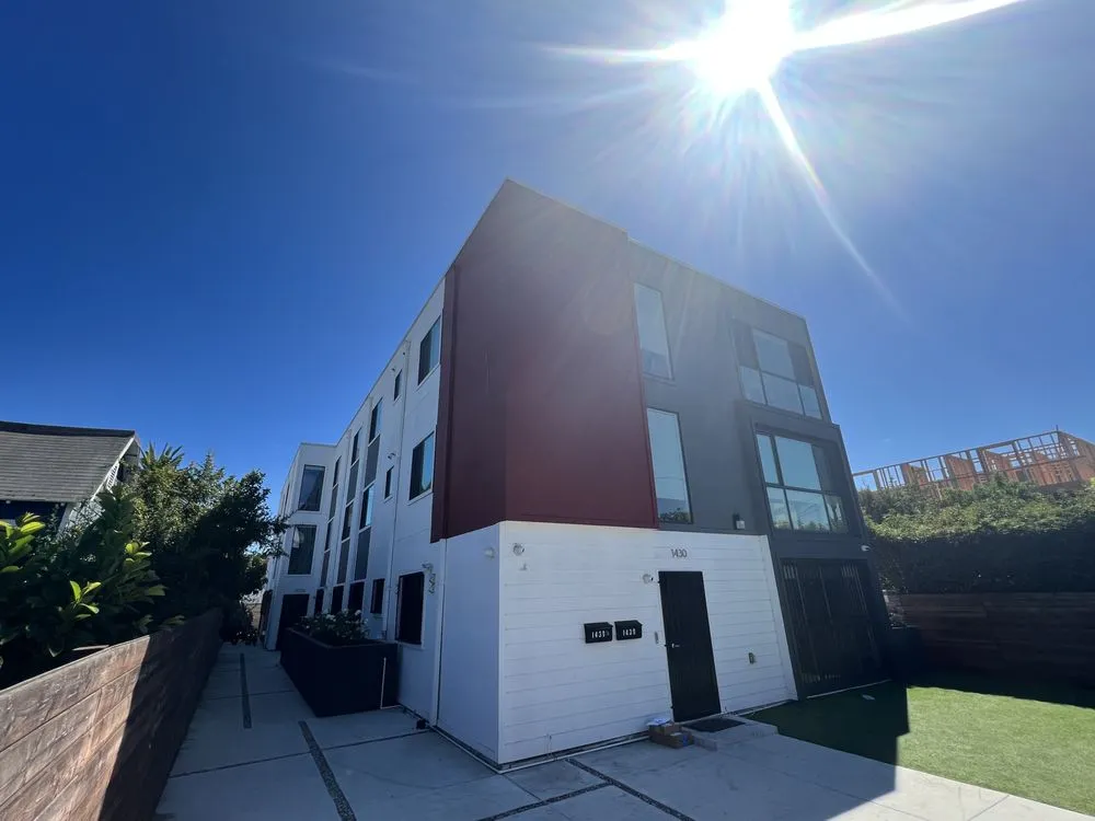 Slide of Sierra Design Building Co