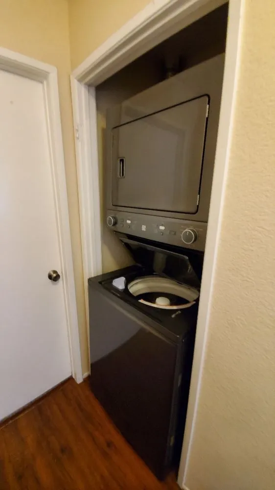 Expert electrician providing circuit breaker repair in Capistrano Beach, CA - Sigma Appliance