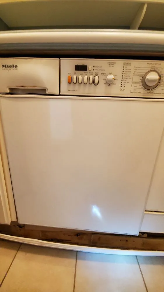 Professional emergency electrical service in Capistrano Beach, CA by Sigma Appliance