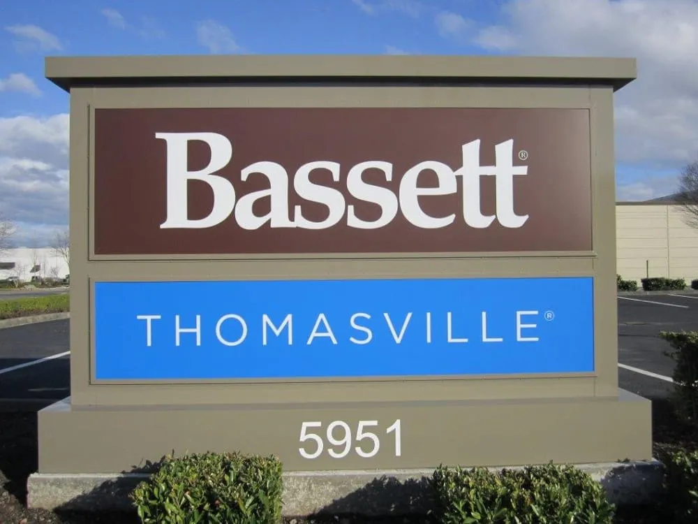 Trusted circuit breaker repair experts serving ,  - Sign -Tech Electric