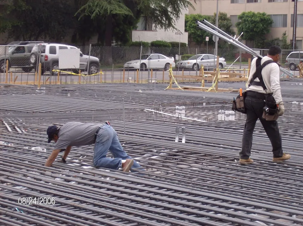 Licensed electrician providing wiring installation in , 