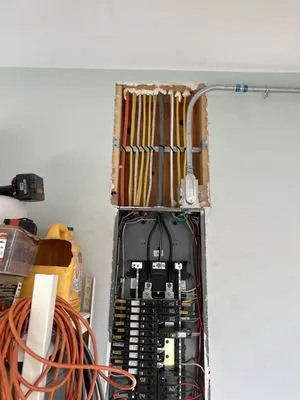 Silicon Valley Electric Logo