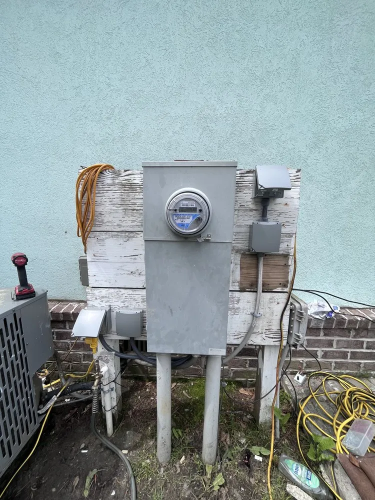 Slide of Silva electric