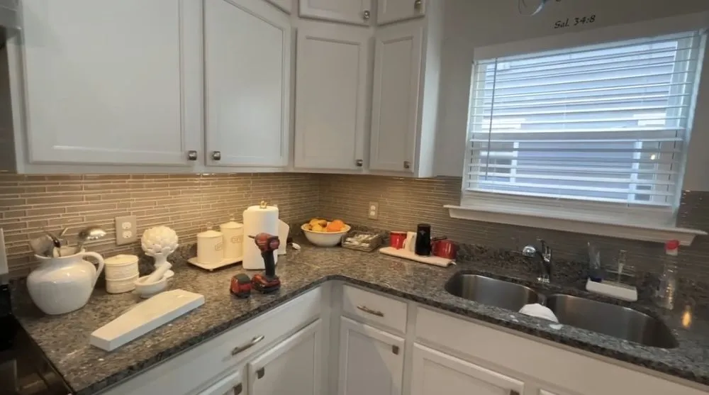 Slide of Silva electric