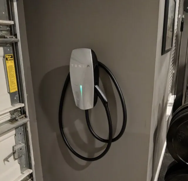 Slide of Silva Electric