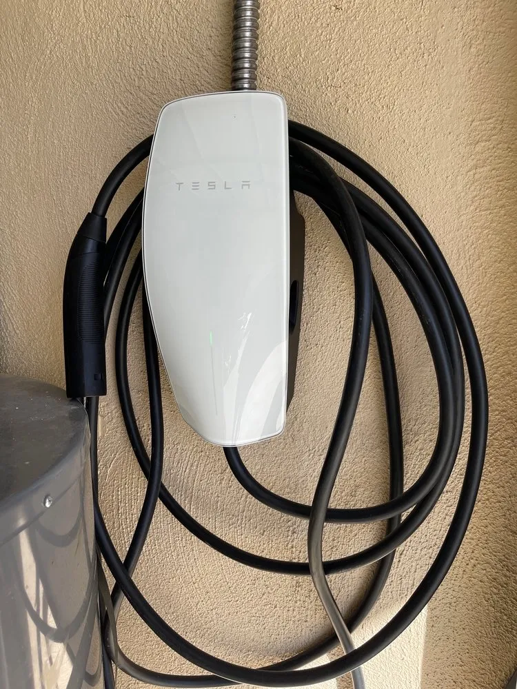 Slide of Silva Electric