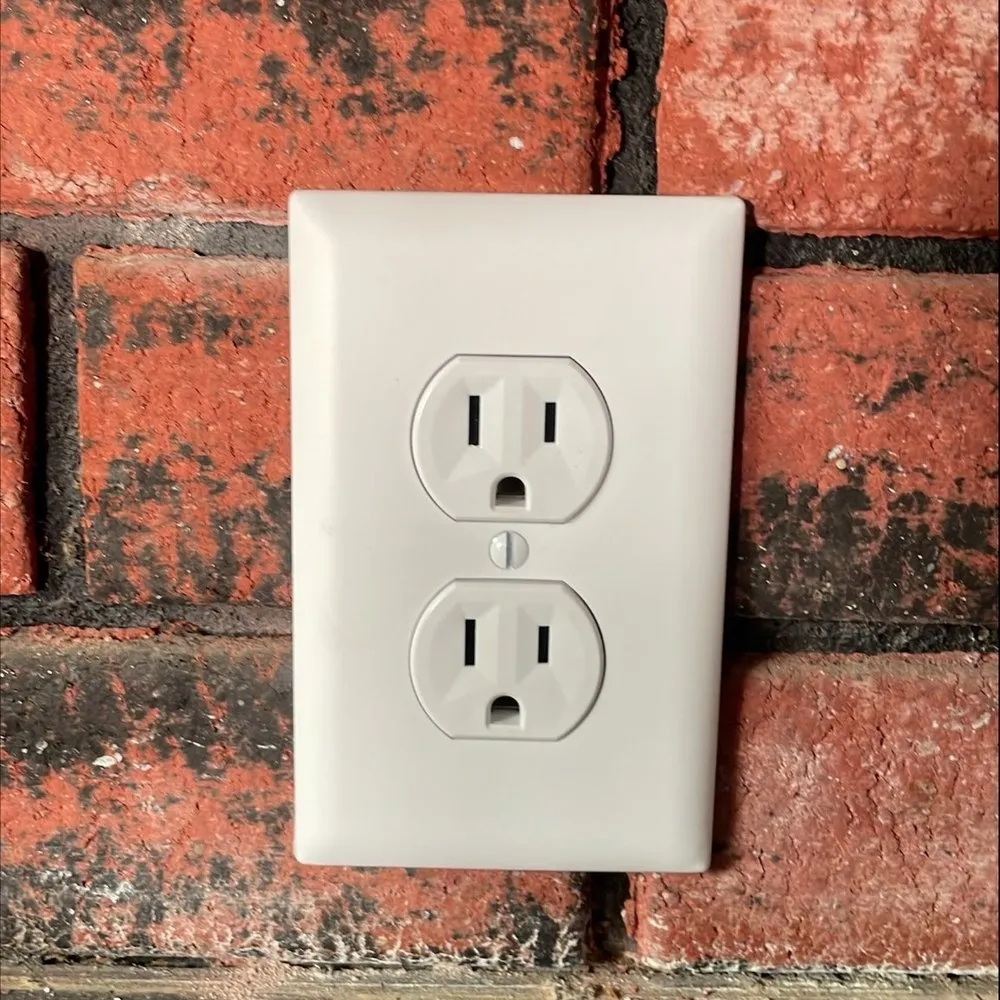 Slide of Silvas Electric corp