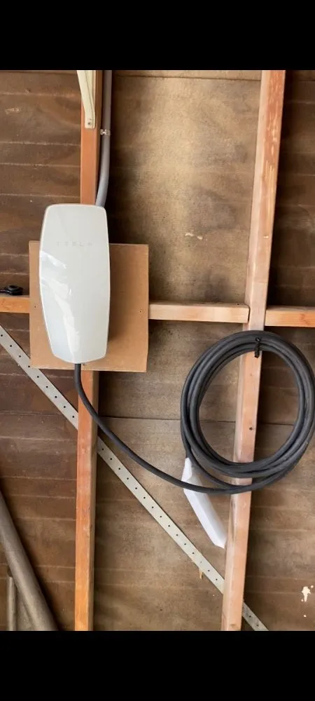 Slide of Silva's Electrician