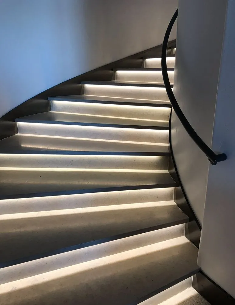 Slide of Silver Stone Electric