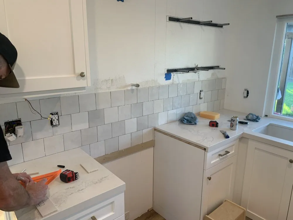 Certified emergency electrical service service in ,  - Silvey Handyman Services