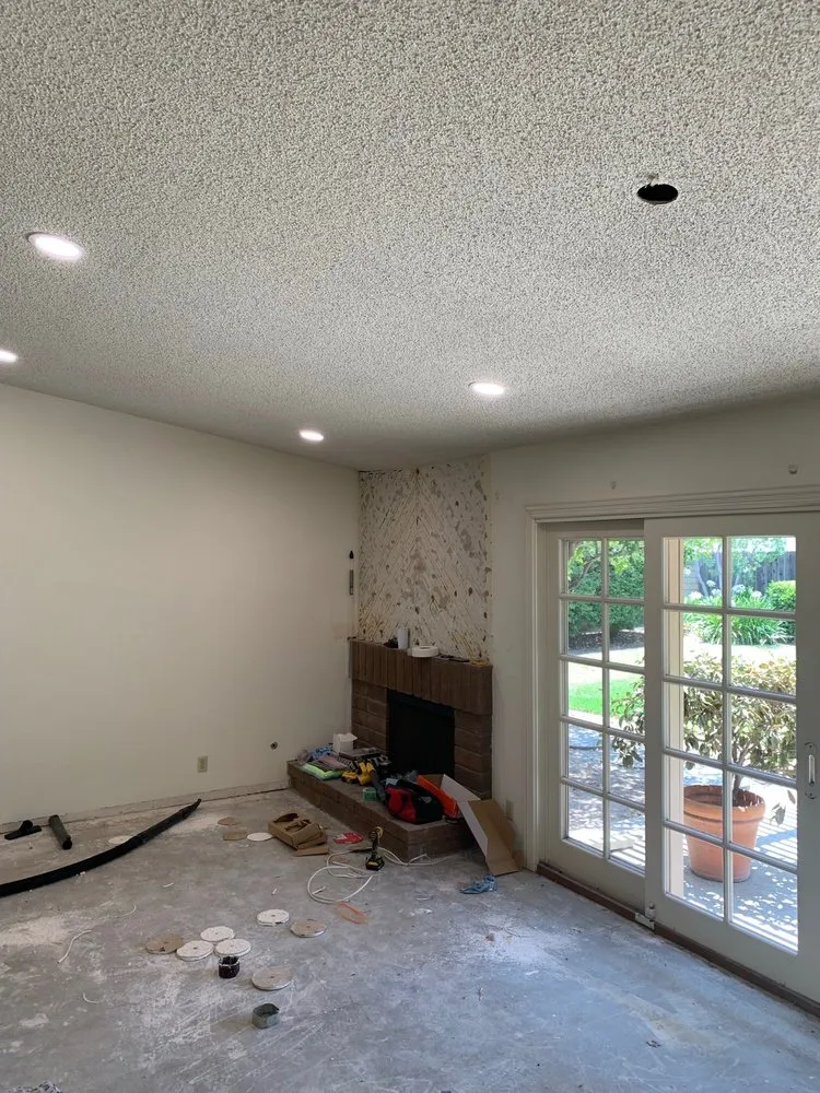 Reliable outlet and switch repair service in ,  - Silvey Handyman Services