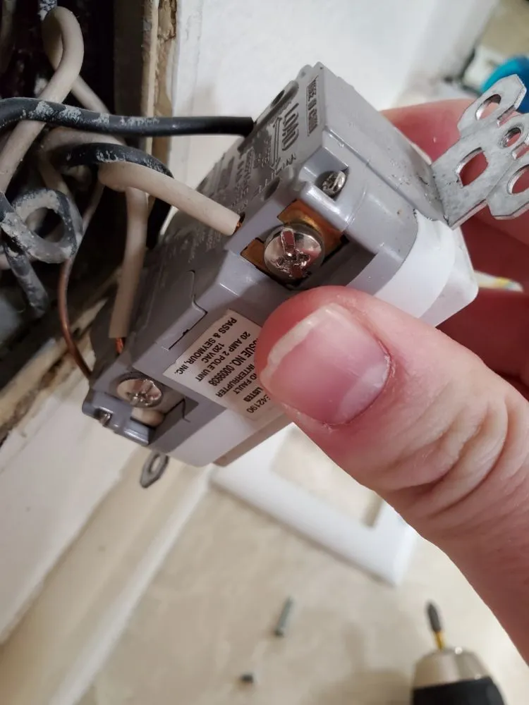 Slide of Simple Electric Company