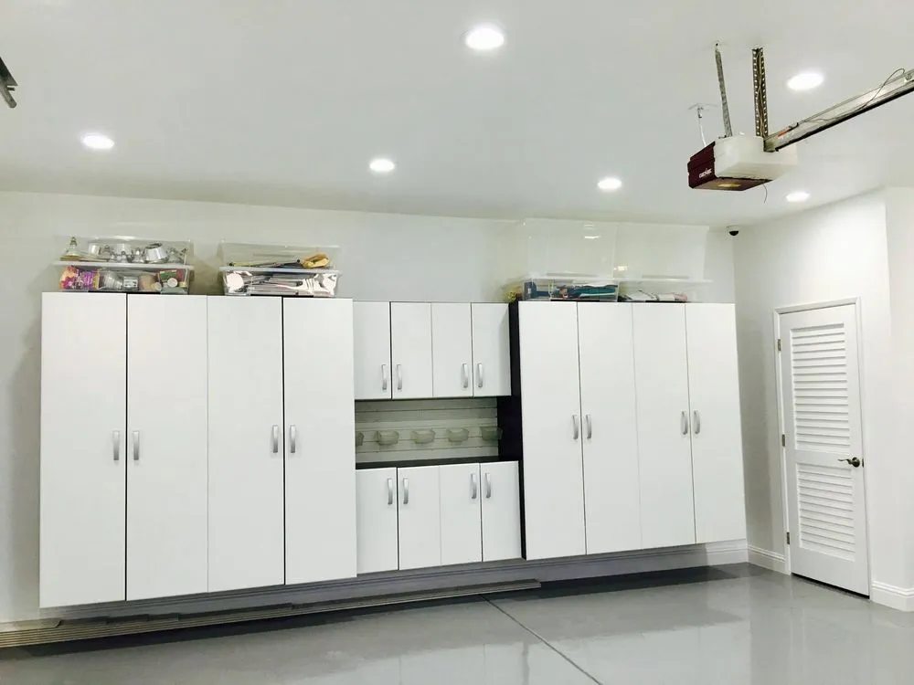 Slide of Simply Electric