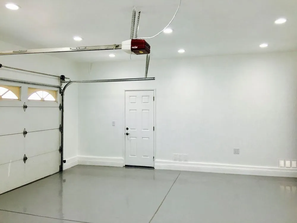 Slide of Simply Electric