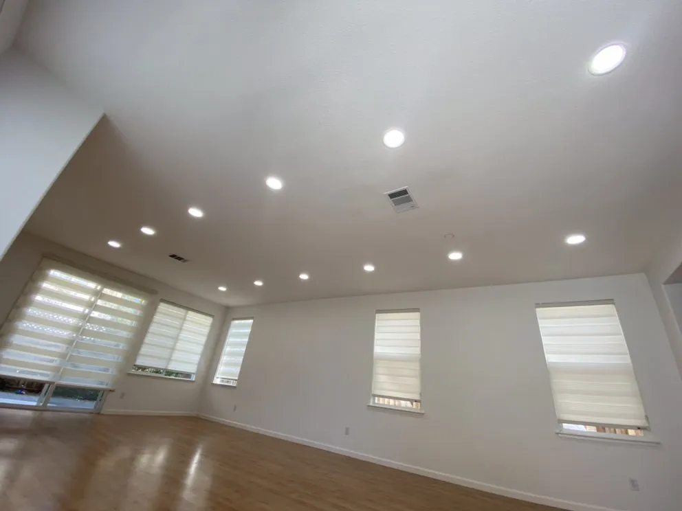 Slide of Simply Electric