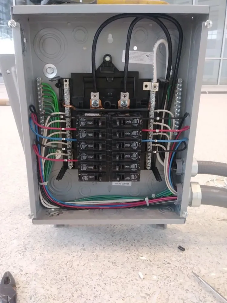 Slide of Simply Electric