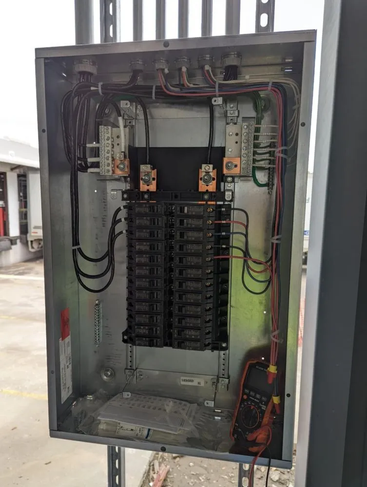 Slide of Simply Electric