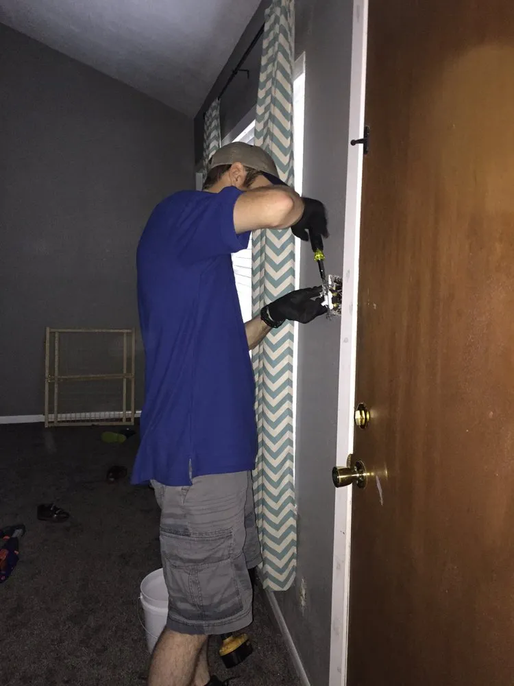 Slide of Sine Wave Electric & Construction