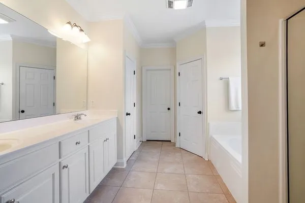 Singer Contracting Logo