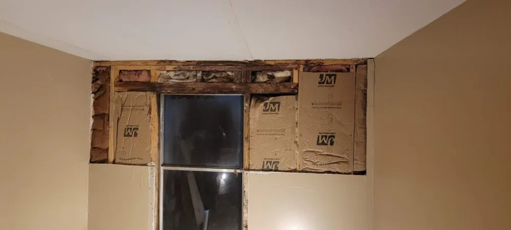 Emergency electrician providing wiring installation in , 