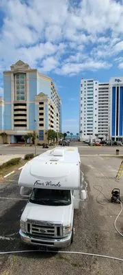 Singleton's Handyman & Mobile Mechanic Logo