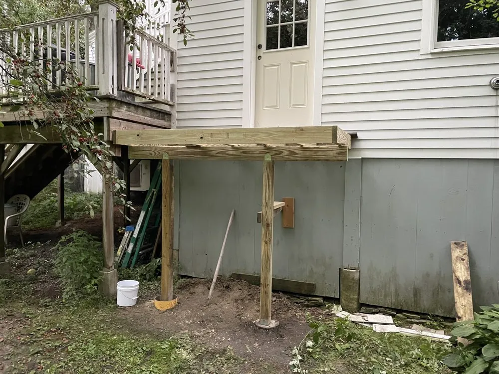 Professional electrician providing outlet and switch repair in , 