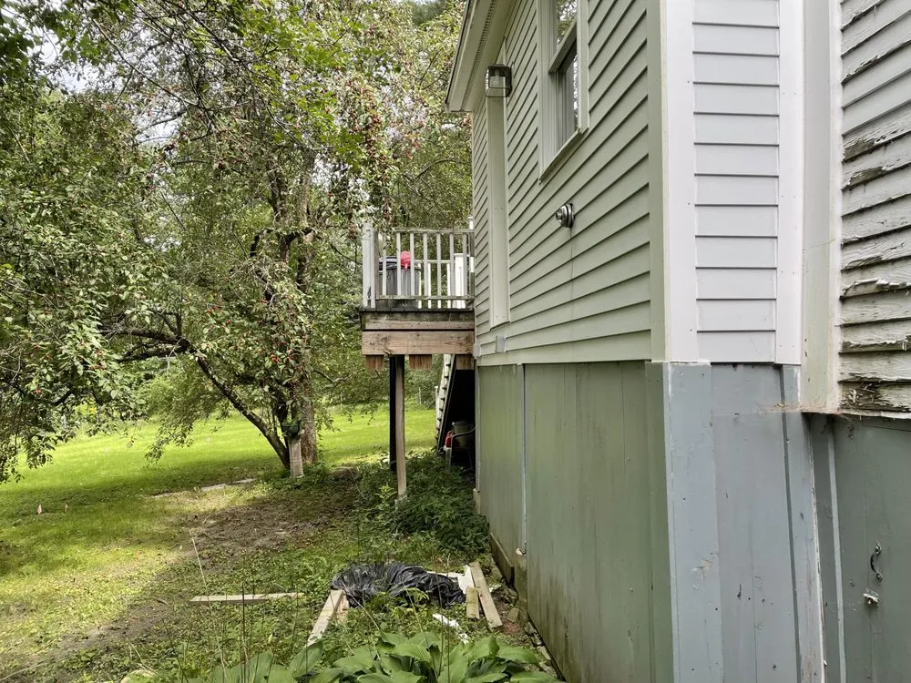 Reliable circuit breaker repair in ,  by Sini's Handyman Services