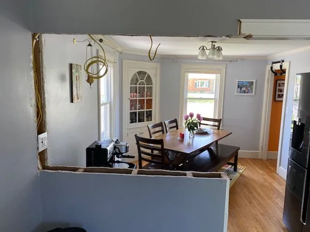 Trusted circuit breaker repair in ,  by Sini's Handyman Services