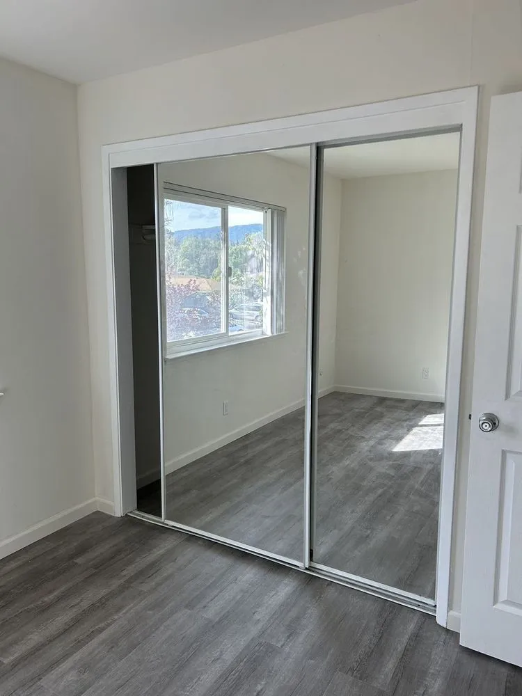 Slide of Sino Home Deco