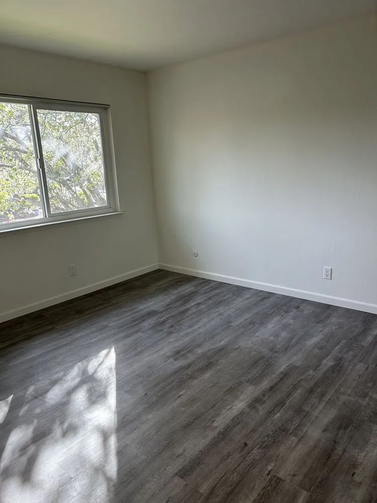 Slide of Sino Home Deco