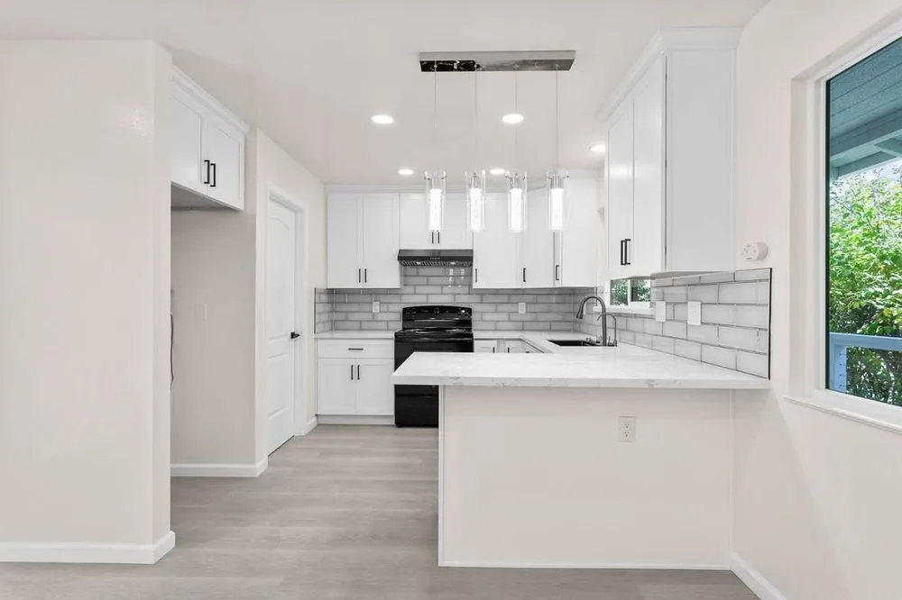 Slide of Sino Home Deco