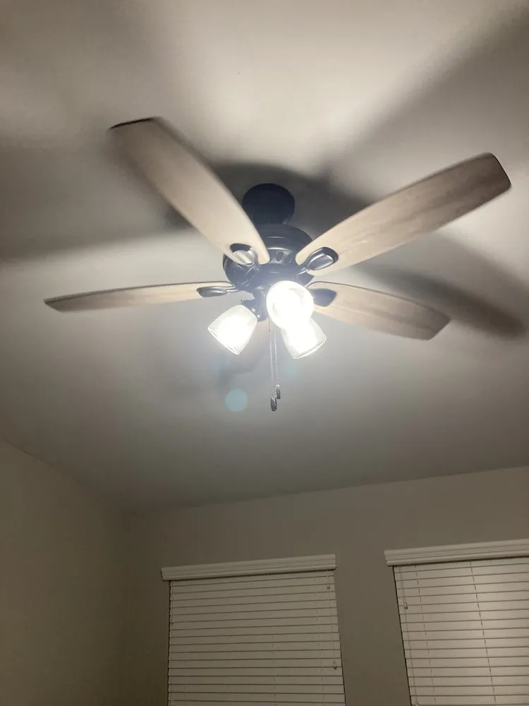 Slide of Siordias Electric