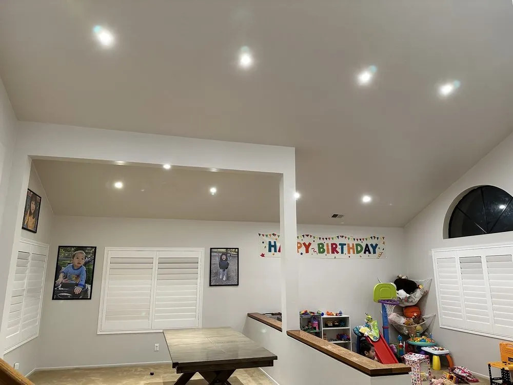 Slide of Siordias Electric