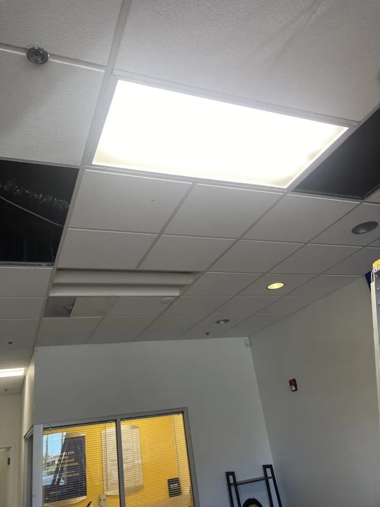 Slide of Siordias Electric