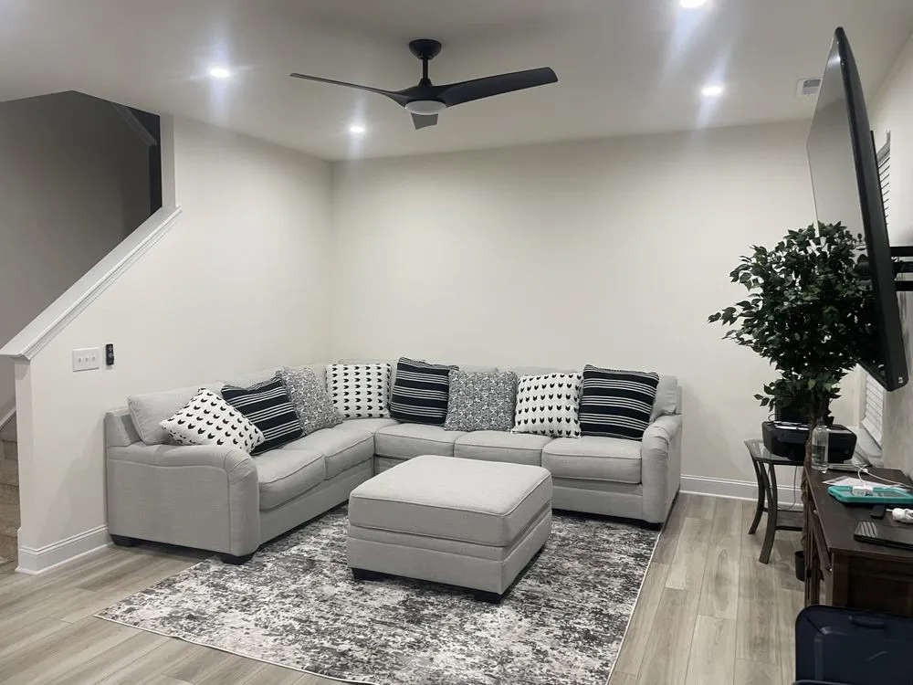 Slide of Sivar Electric