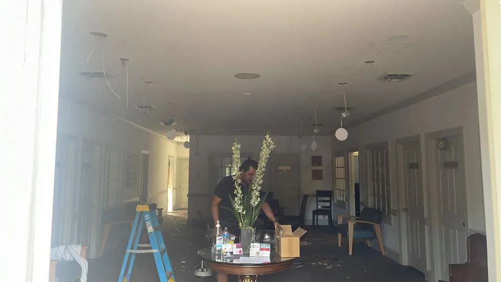 Slide of Sivar Electric