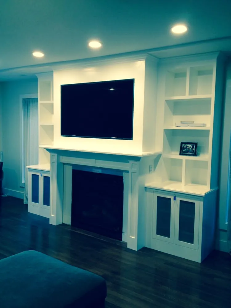 Expert outlet and switch repair in ,  by SJ Rios Electric