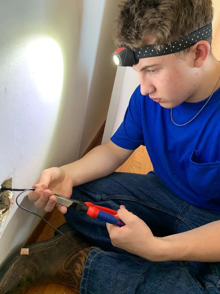 Slide of SJN Electric