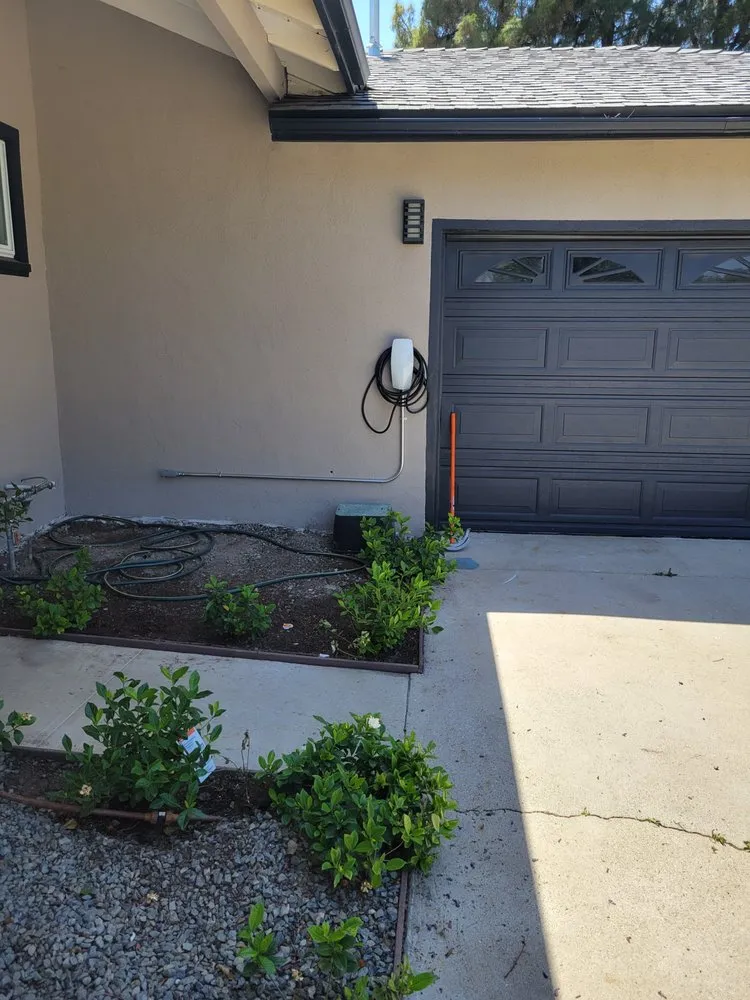 Reliable electrician providing lighting installation in San Fernando Valley, CA - Skayla Electric