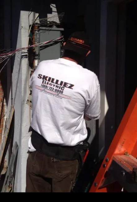 Slide of Skilliez Electric