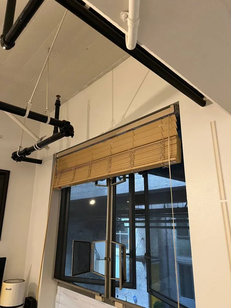 Slide of Skilly Hand