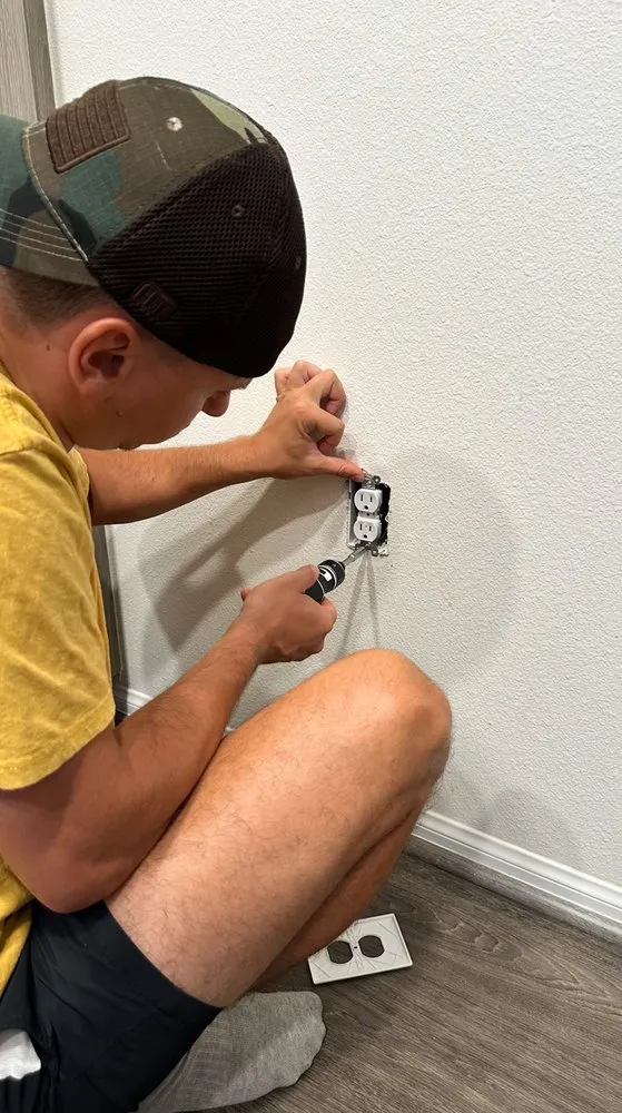 Slide of Skilly Hand