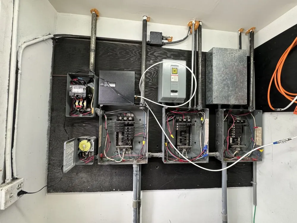 Slide of Skinny Wire Solutions