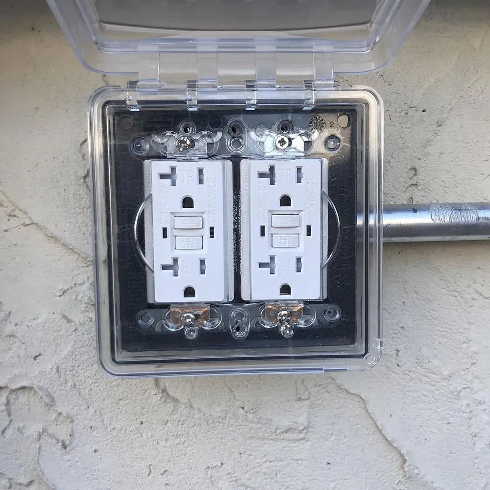 Slide of Sky Emergency Electrician