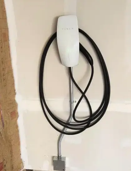 Slide of Skyline Electric